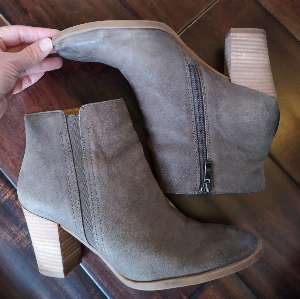 Franco Sarto heeled ankle boots